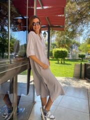 Önden Düğmeli Düşük Kol Elbise