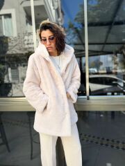 KREM KAPŞONLU KÜRK